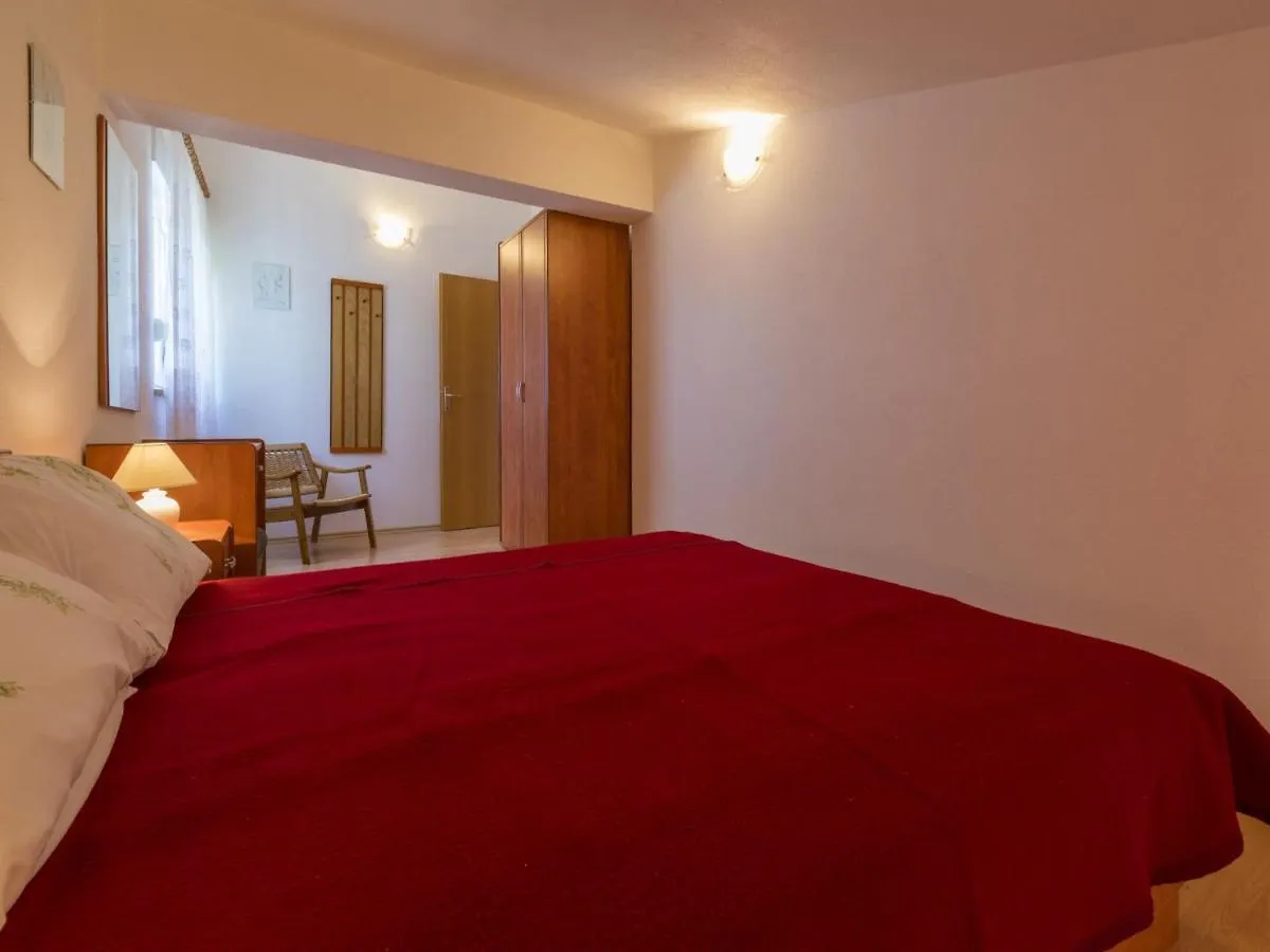 Apartments Maro