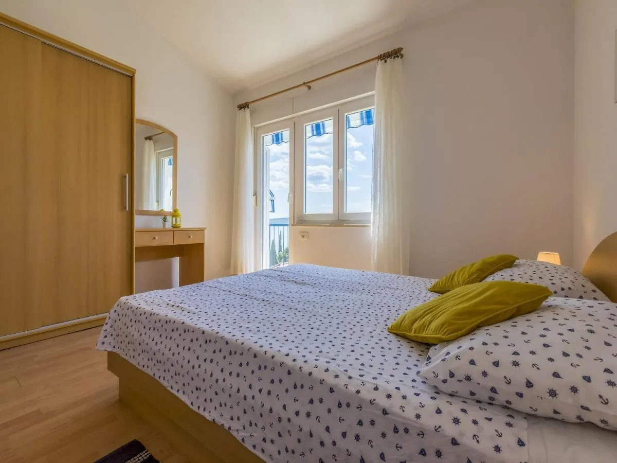 Apartments Maro